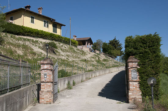 cancello dell'agriturismo